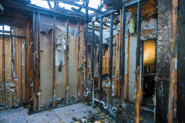 Professional Fire Board Up technician working in Forest Hill, TX